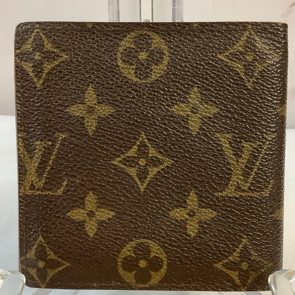 GUC Louis Vuitton Monogram Bifold Wallet